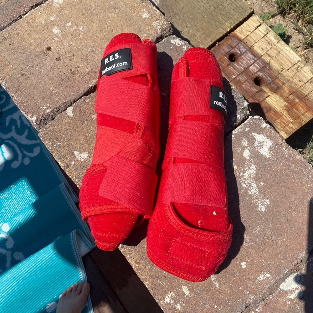 RES Front Splint Boots